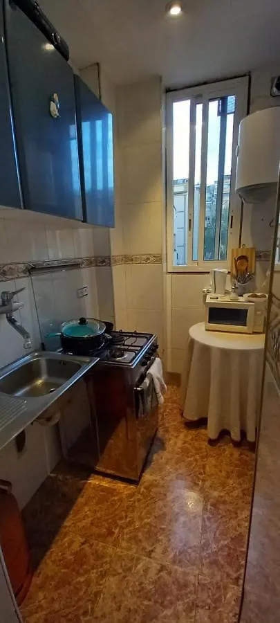 Habitacion Zona Clot-Sagrada Familia Apartment Barcelona